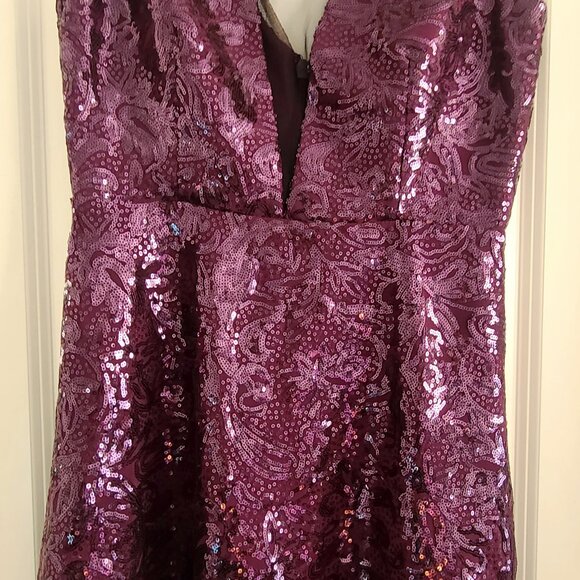 BCBGMaxAzria Selina Fit and Flare sz 8 sequin Cocktail Dress - Picture 5 of 8